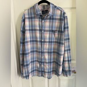 Vineyard Vines button down XXL